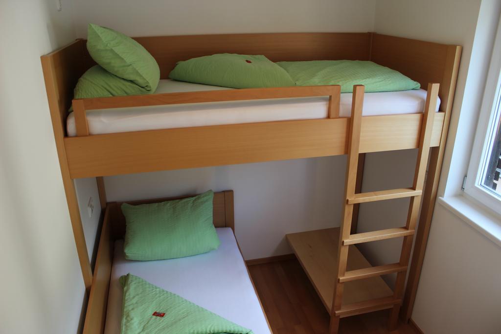 Haus Arosa Apartment Pettneu am Arlberg Bagian luar foto